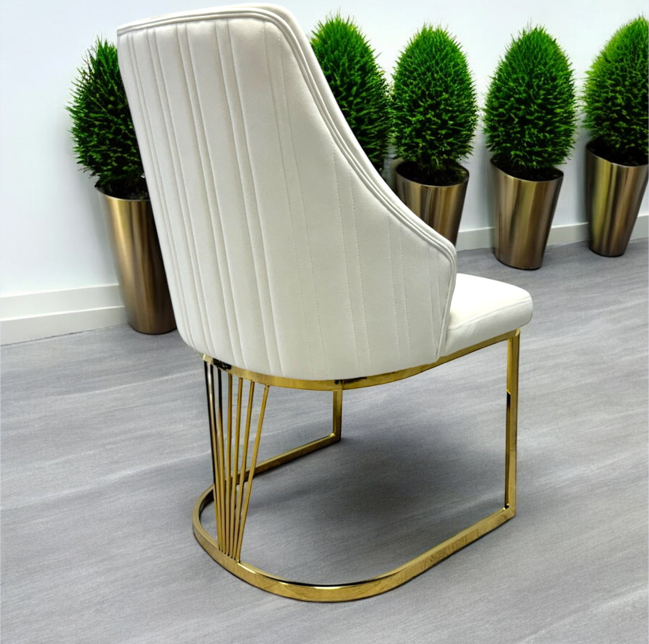 Lasco Velvet Dining Chair with Chrome legs
