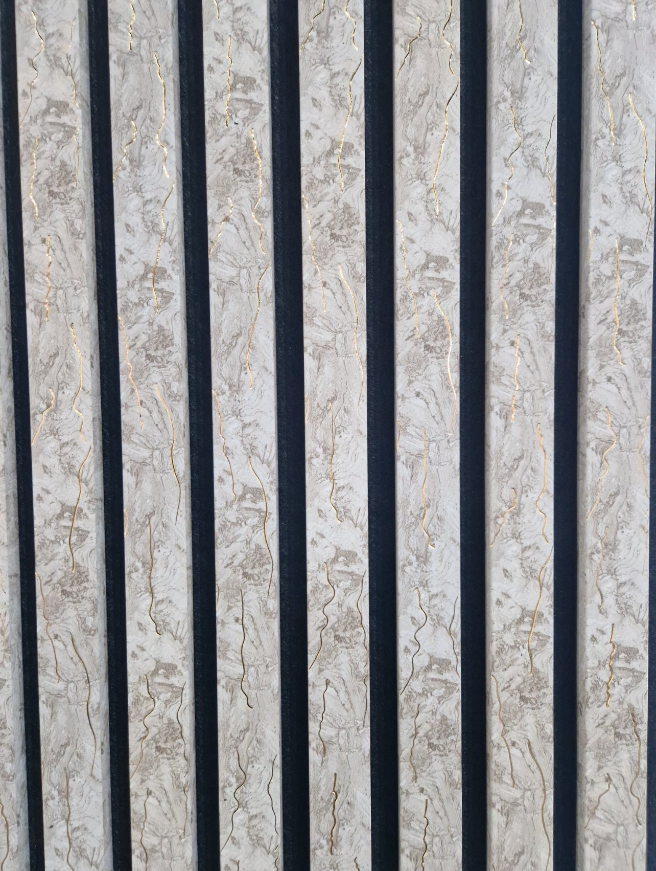 Gold Flake Line 3D Acoustic Wall Panel in White