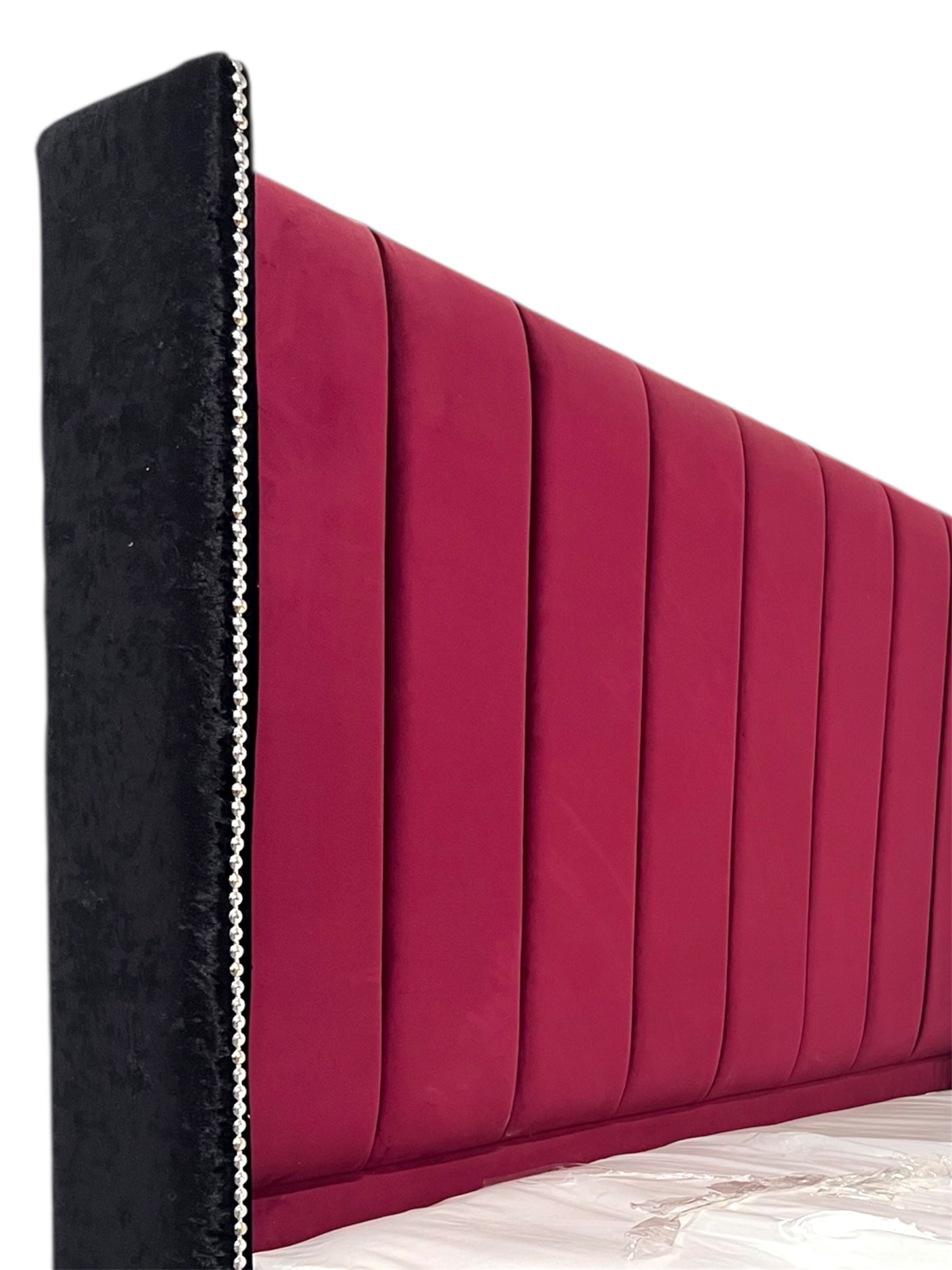 Mylo Upholstered Wingback Bed Frame (4’6–Double Bed)