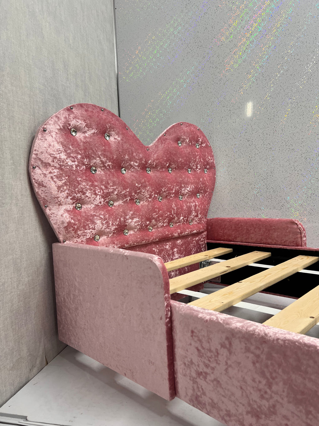 Heart Shaped Toddler/Kids Bed with Mattress