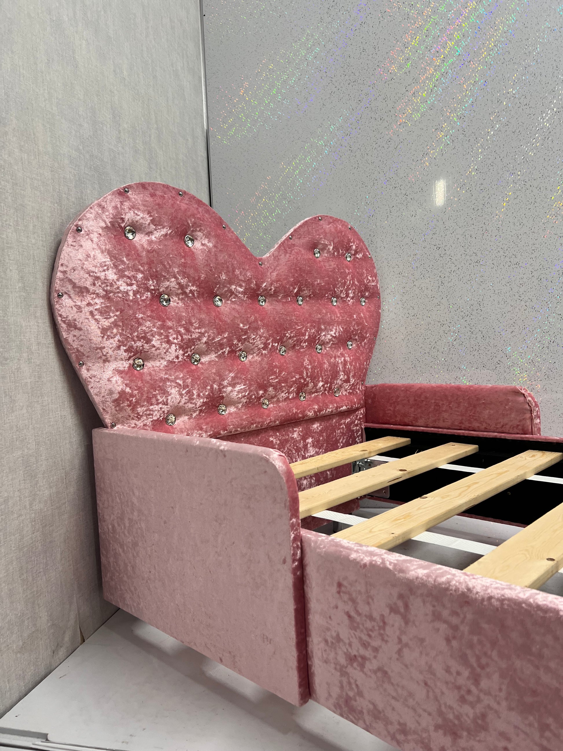Heart Shaped Toddler/Kids Bed with Mattress